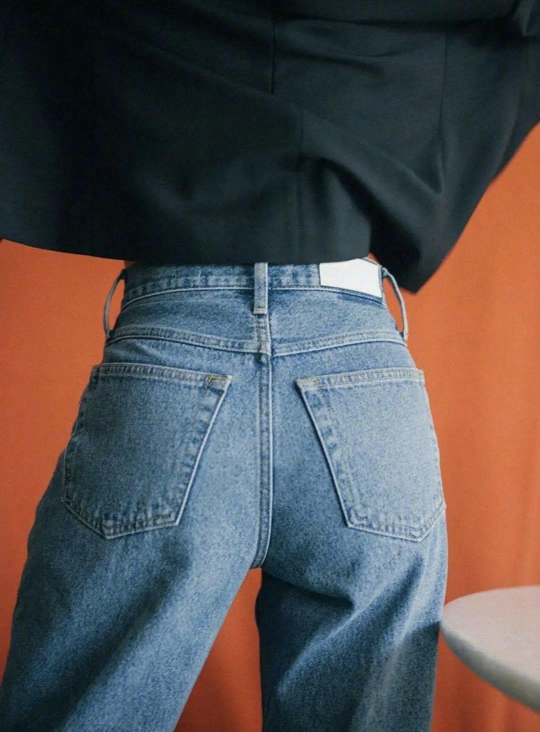 时髦又百搭的牛仔裤，却总是穿不好看？因为版型没选对