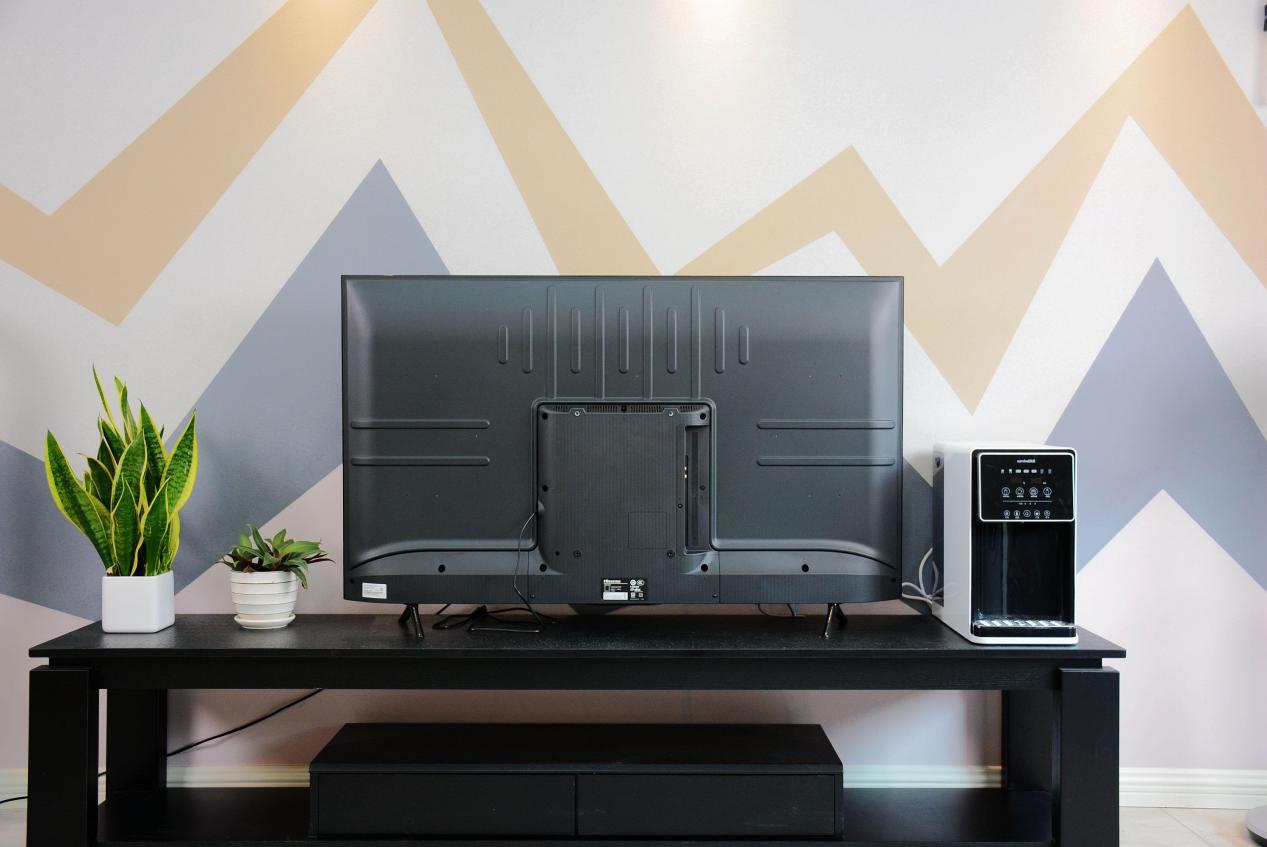 海信e3kpro85寸电视深度测评,2021新品海信ai全面屏智能电视机