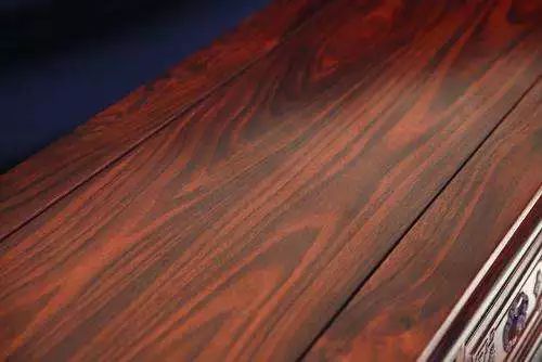 红木家具阔叶黄檀的基础知识,缅花和阔叶黄檀哪个有收藏价值