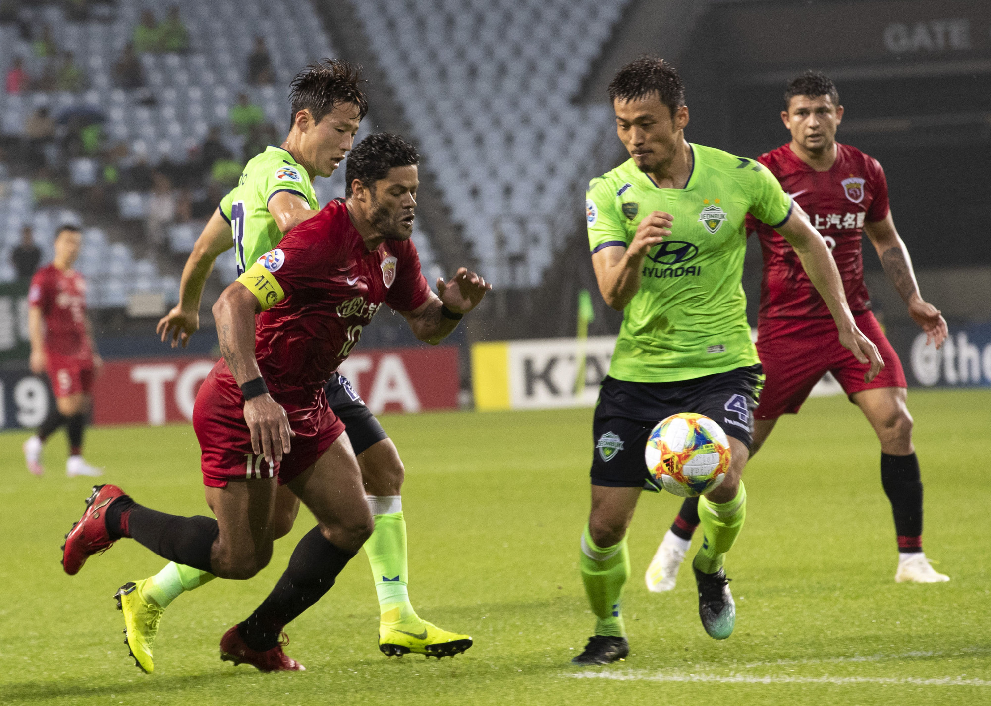 亚冠韩国全北对上海上港队,亚冠上港对韩国