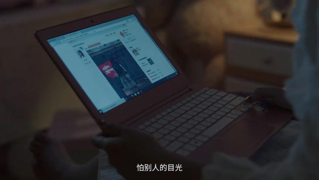 科颜氏蓝色系列广告,科颜氏隐藏广告