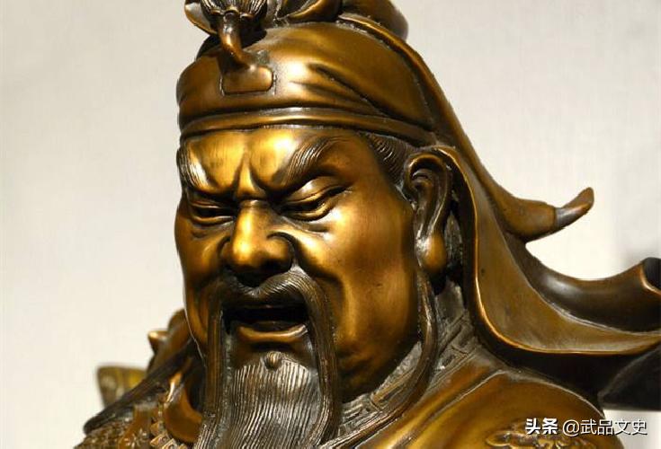 关羽雕像为何都是闭着眼睛的呢,为何民间关羽的雕像却总是闭着眼