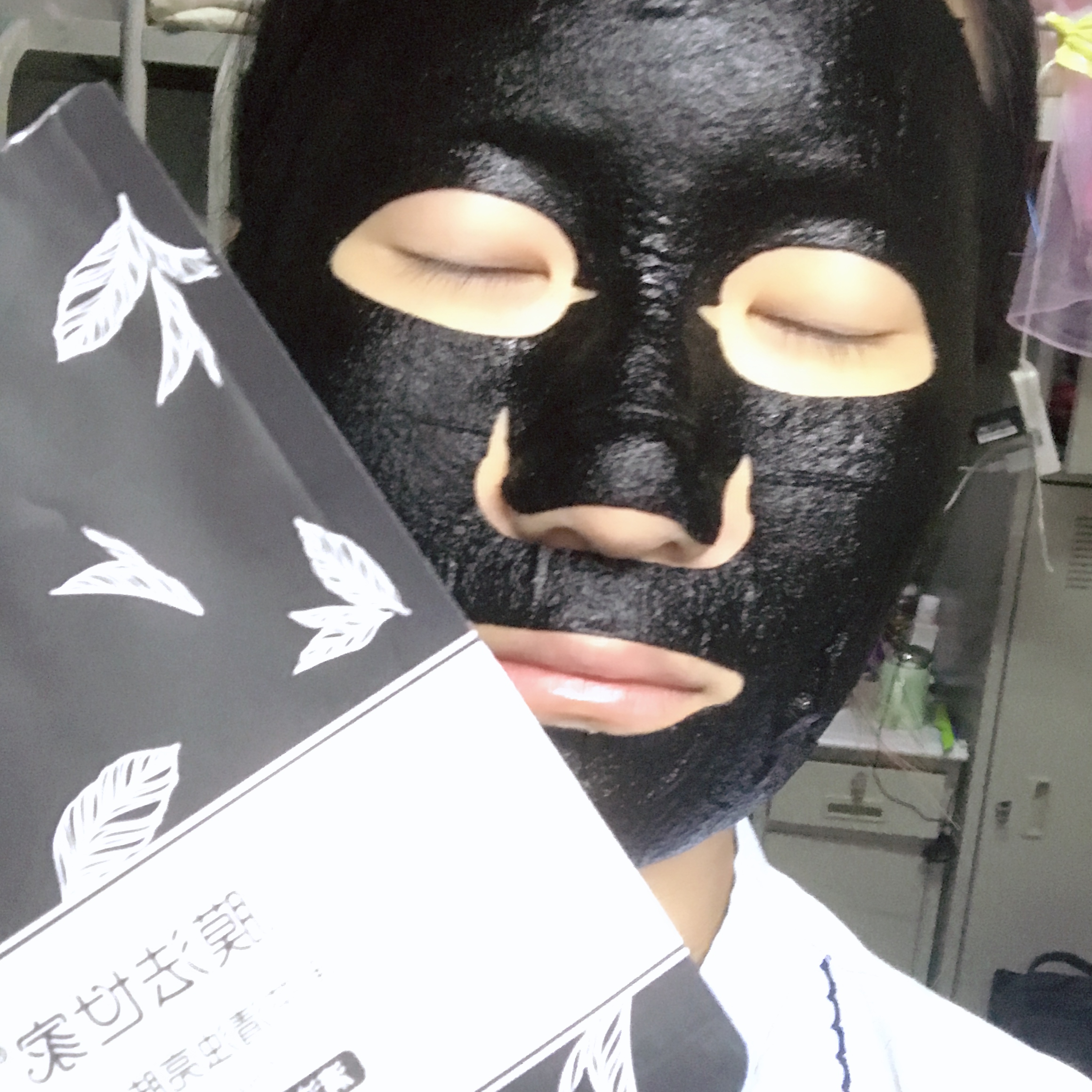 膜法世家以黑吸黑面膜好用吗,膜法世家的白面膜好还是黑面膜好