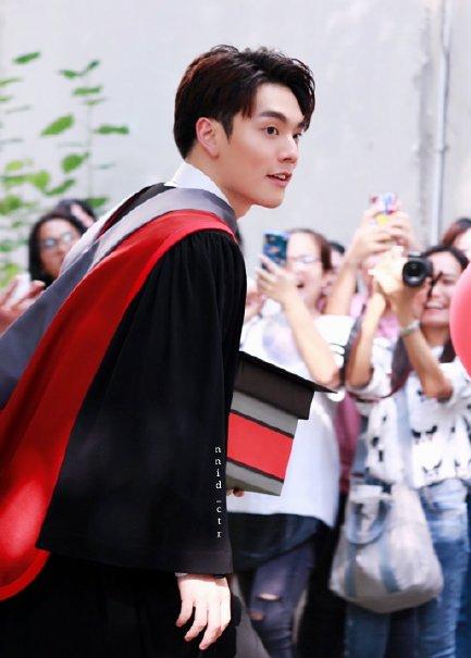 盘点他泰小可爱们的学士照：各个学霸努力又优秀