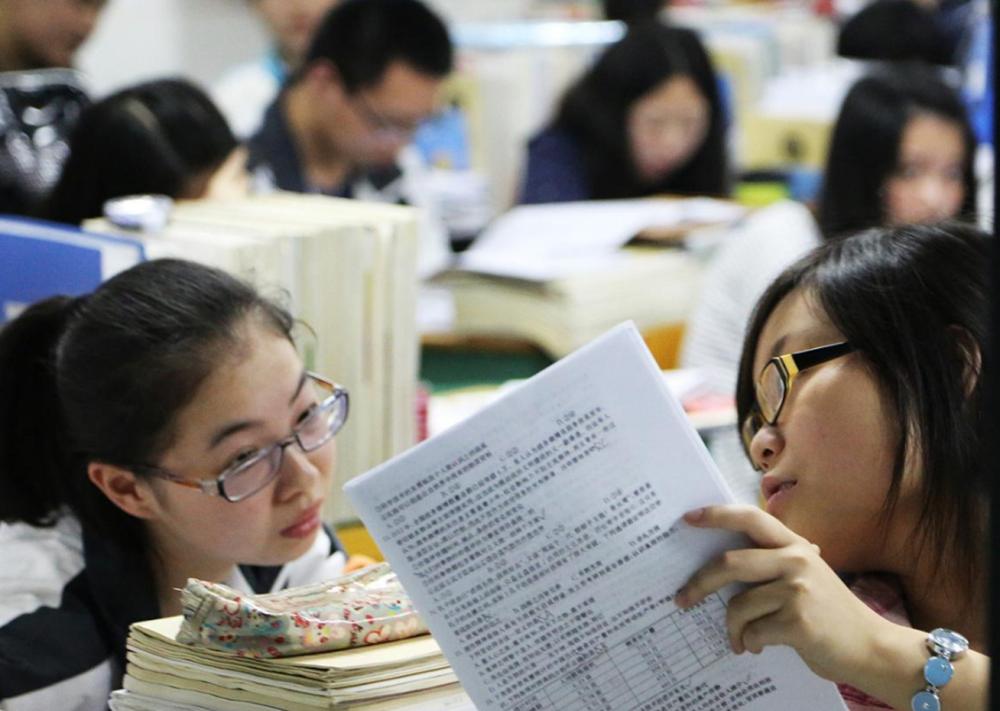 大专两年制和三年制学历一样吗,三年制大专和五年制大专学历区别