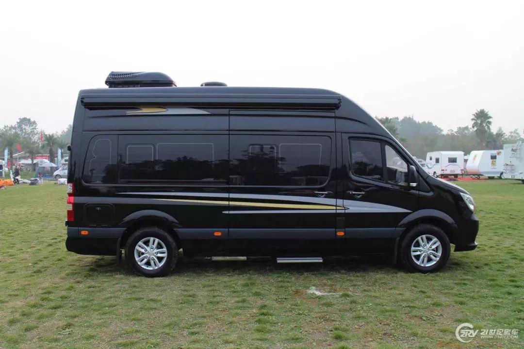 高度2.8米以下4座房车最新款,福田4座房车价格