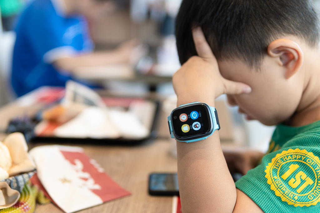 360儿童手表我的安全由你守护,360儿童手表p1pro和s1的区别