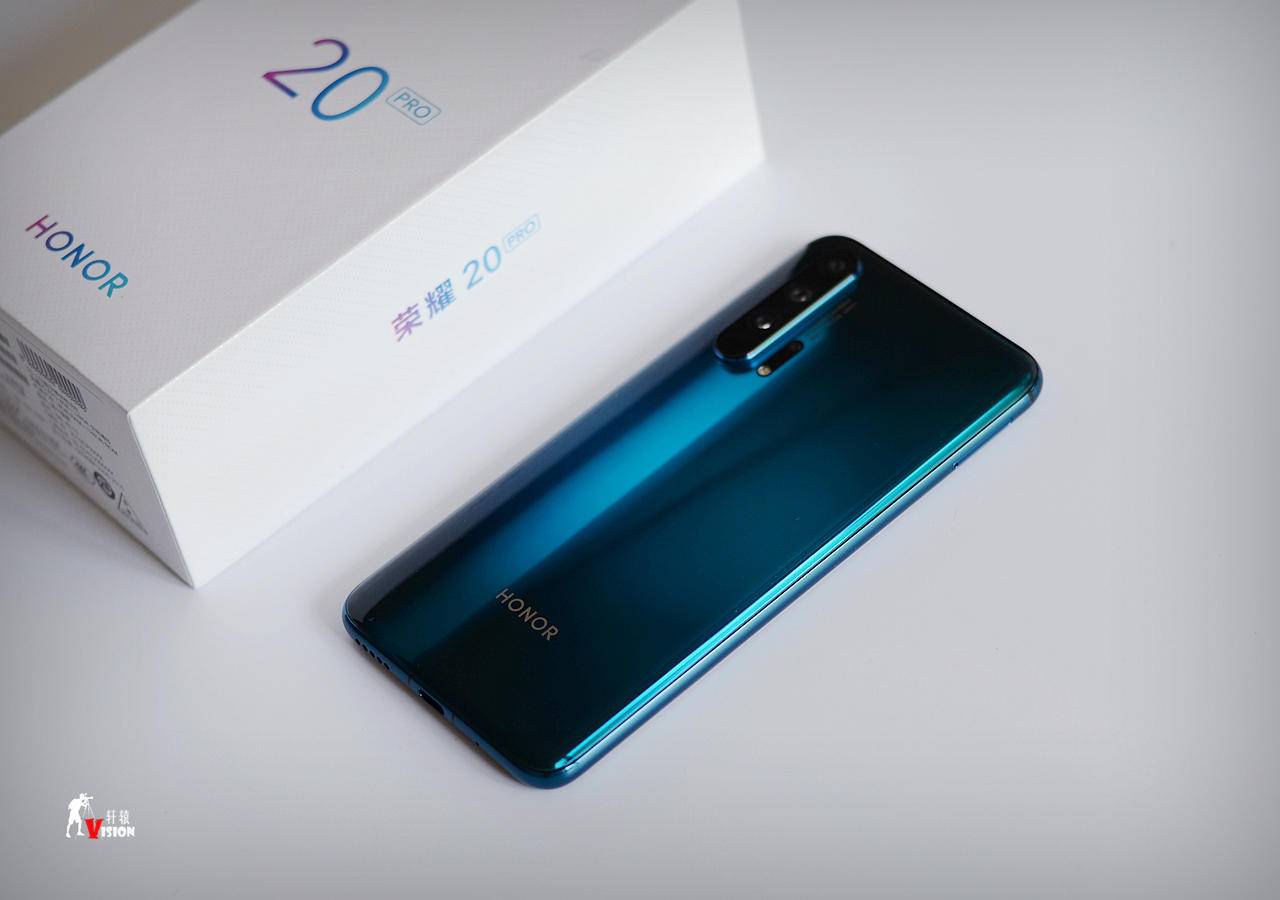 荣耀20pro评测视频,荣耀20与荣耀20pro深度评测