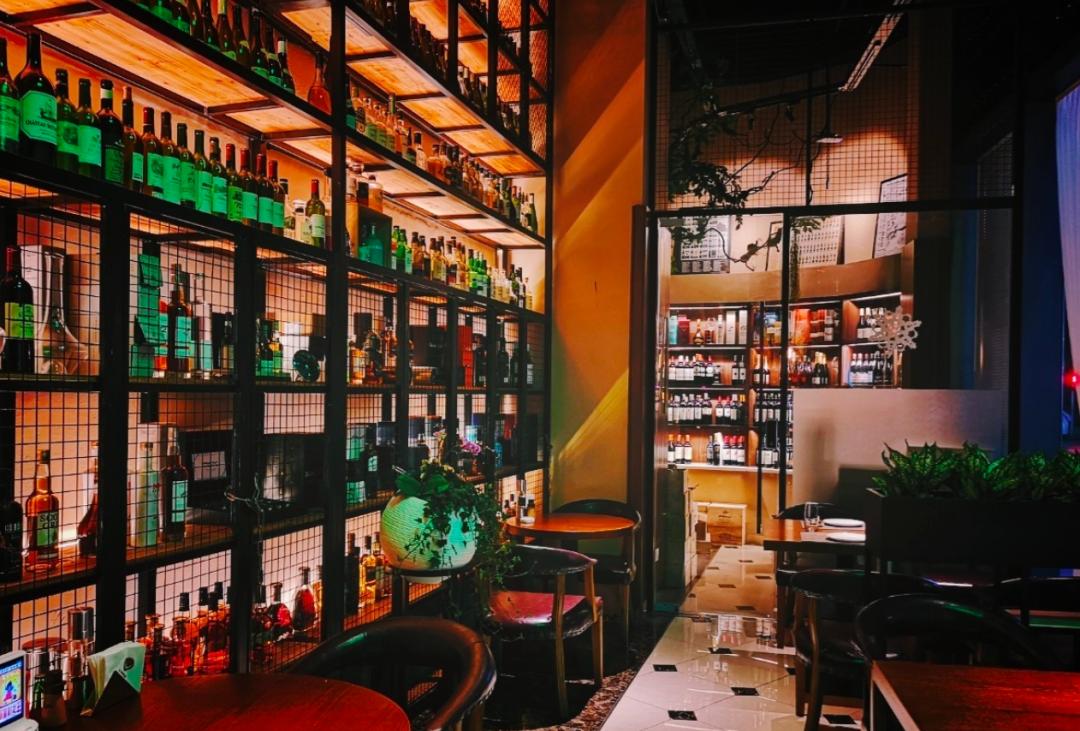 酒在微醺之时最迷人,酒在当下