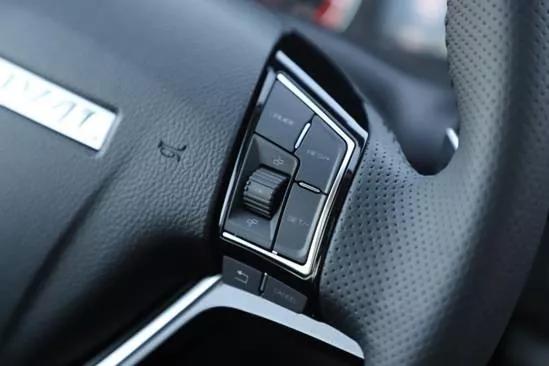 哈弗h62018运动版1.5t驾驶感受,哈弗h6国潮版1.5t冠军版静态体验