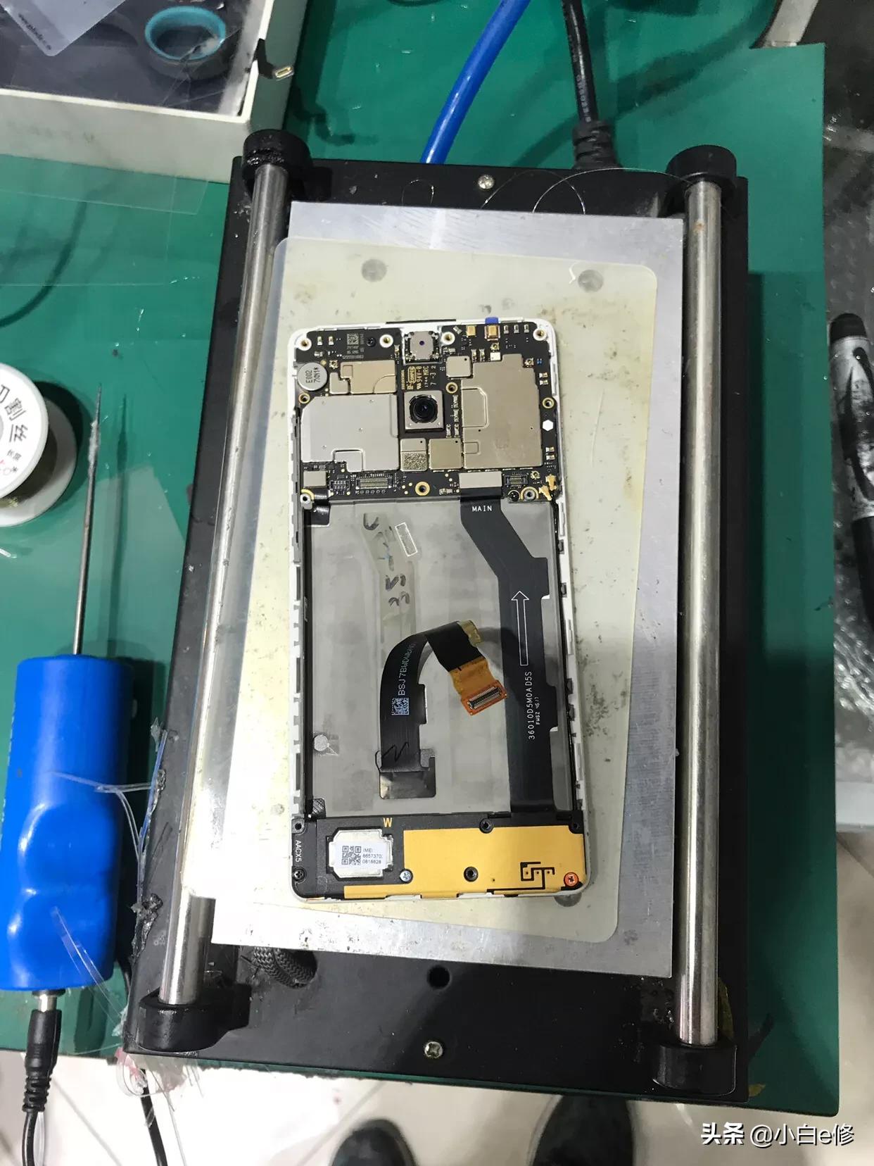 mix2全陶瓷尊享版换听筒,mix2尊享版换外屏