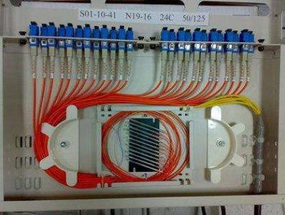 光纤如何熔接防止断裂,光纤断了太紧怎么熔接