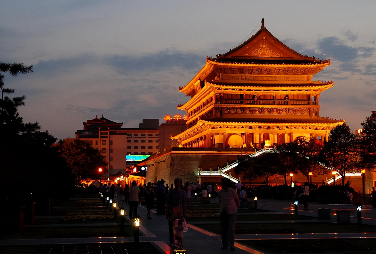 历史上伊犁属于哪里,历史上的伊犁在哪