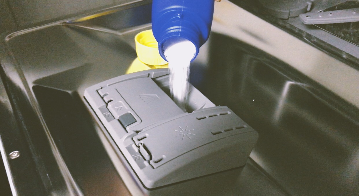 卡萨帝和西门子洗碗机深度测评,无需橱柜改造的洗碗机