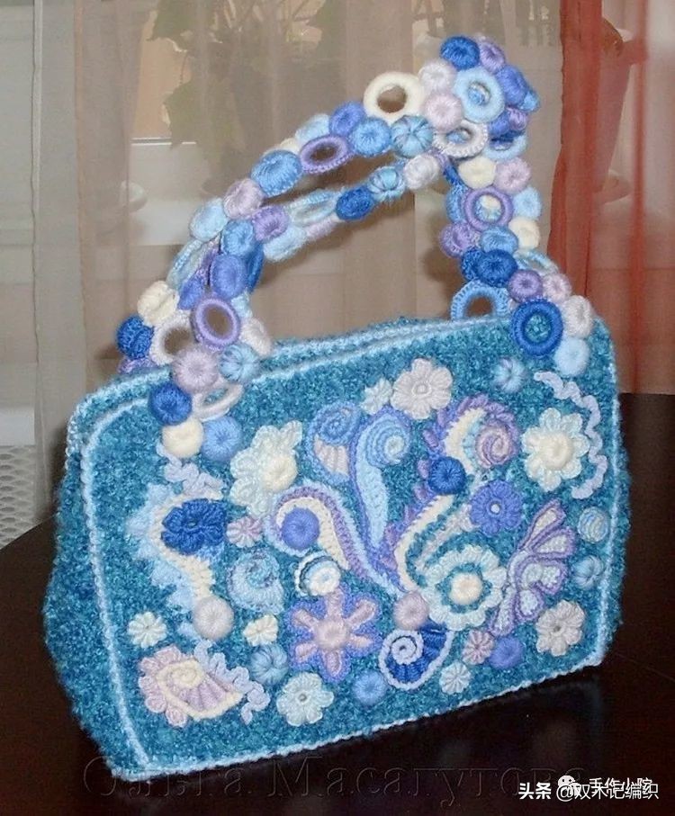 精美绝伦的爱尔兰拼花蕾丝手工编织包包