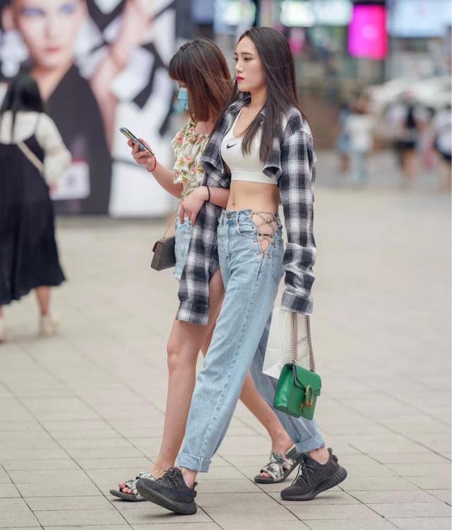 重庆辣妹着装,重庆街头美女穿搭