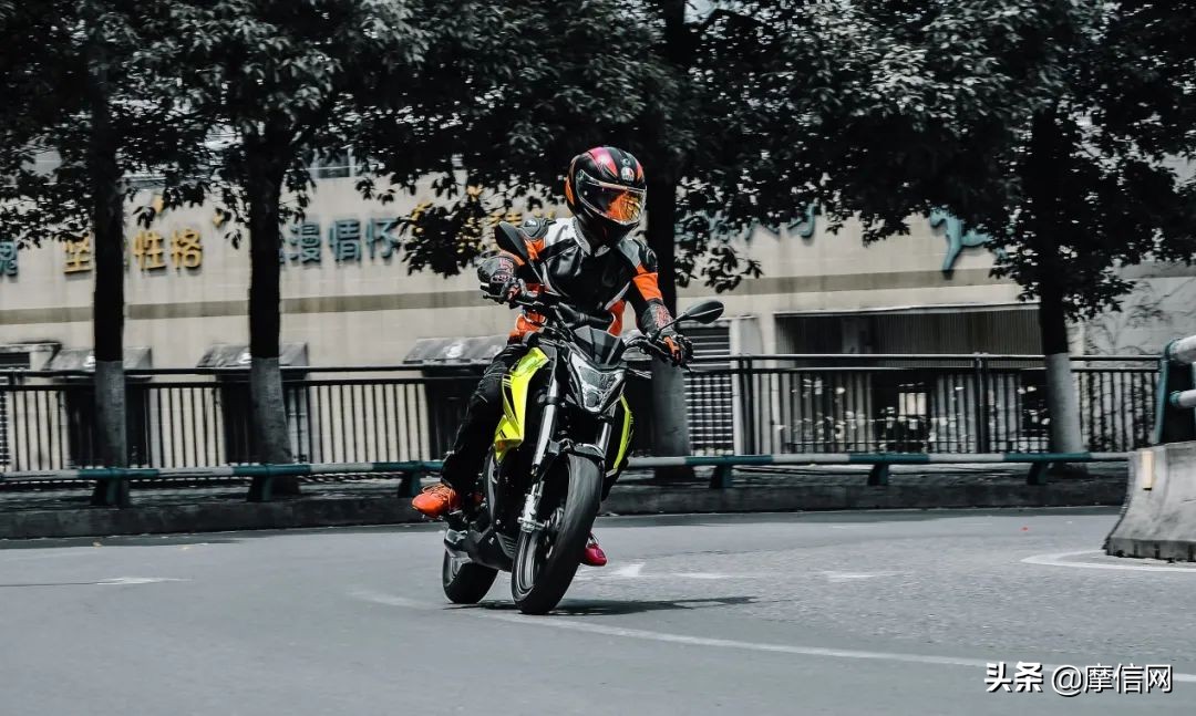 宗申250r跑车街车摩托车测评,宗申250r街车价格是多少