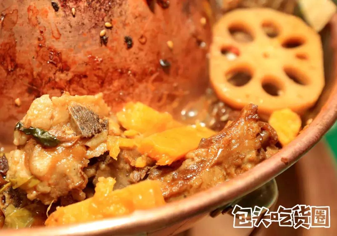 麻将馆里的火锅店,麻将馆的麻辣火锅