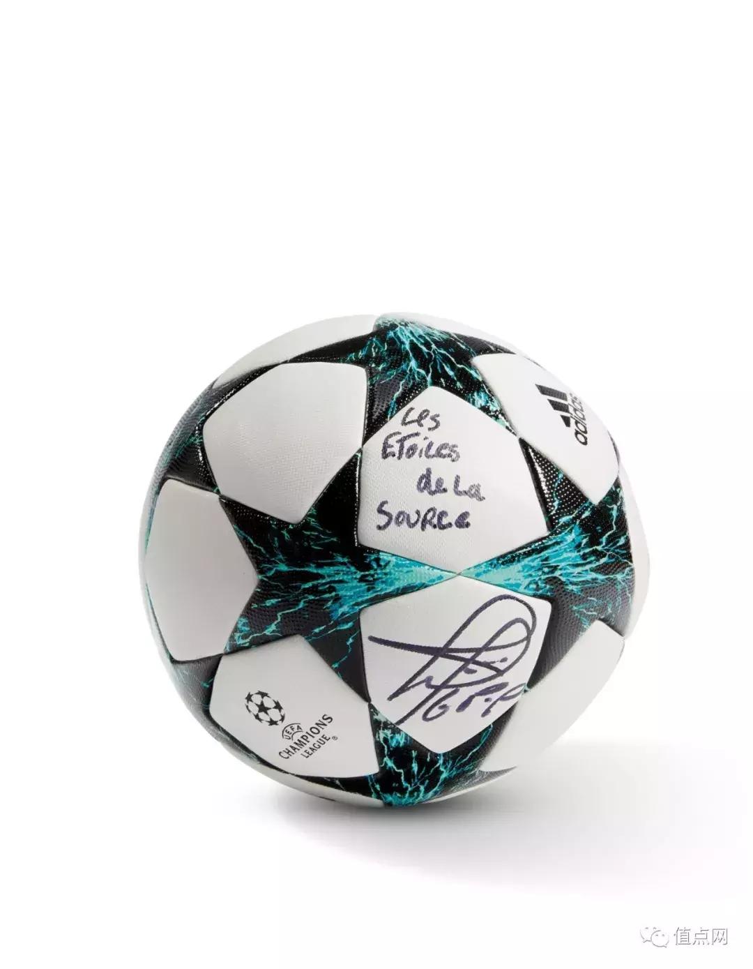 博格巴转会费价目表,法国慈善赛足球鞋