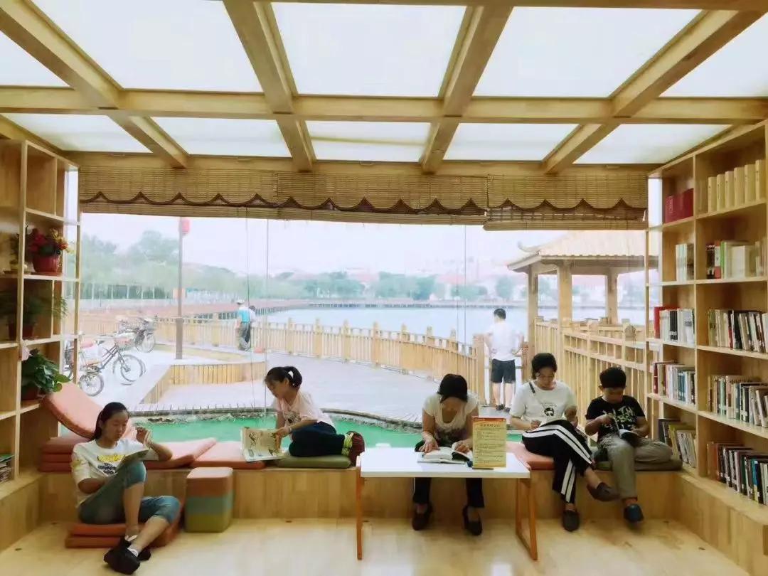 走进图书馆沐浴书香活动,走进书香校园感受读书魅力