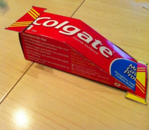 给小孩子做玩具玩简单又好玩,和孩子一起做的简单的手工