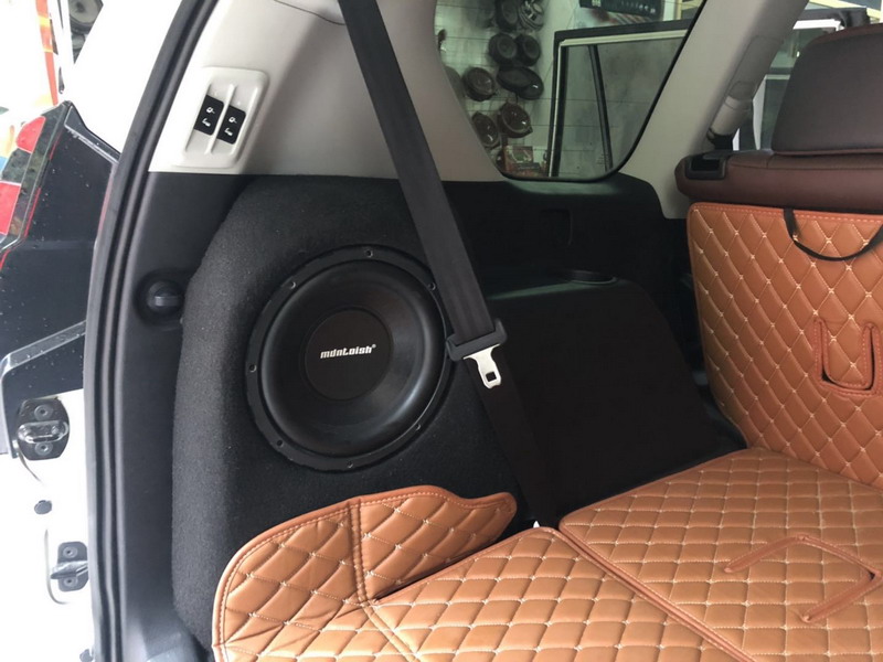 丰田霸道音响专修,丰田霸道三分频用什么喇叭