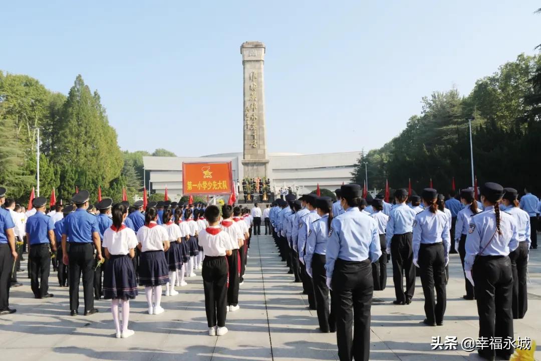 纵贯古今万千景，“永城不小,美丽如画；永城不大,胸怀天下”阐释