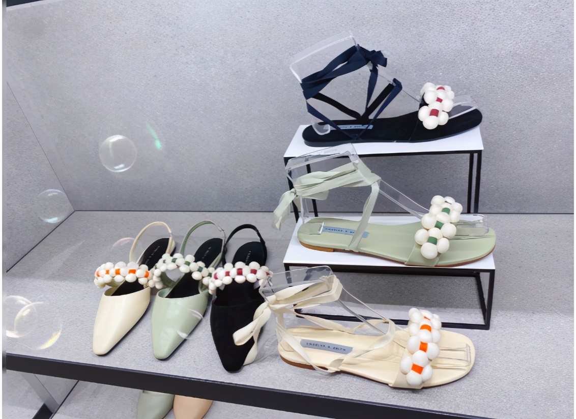 小ck缎面高跟凉鞋怎么穿搭,澳洲高跟凉鞋细跟试穿视频