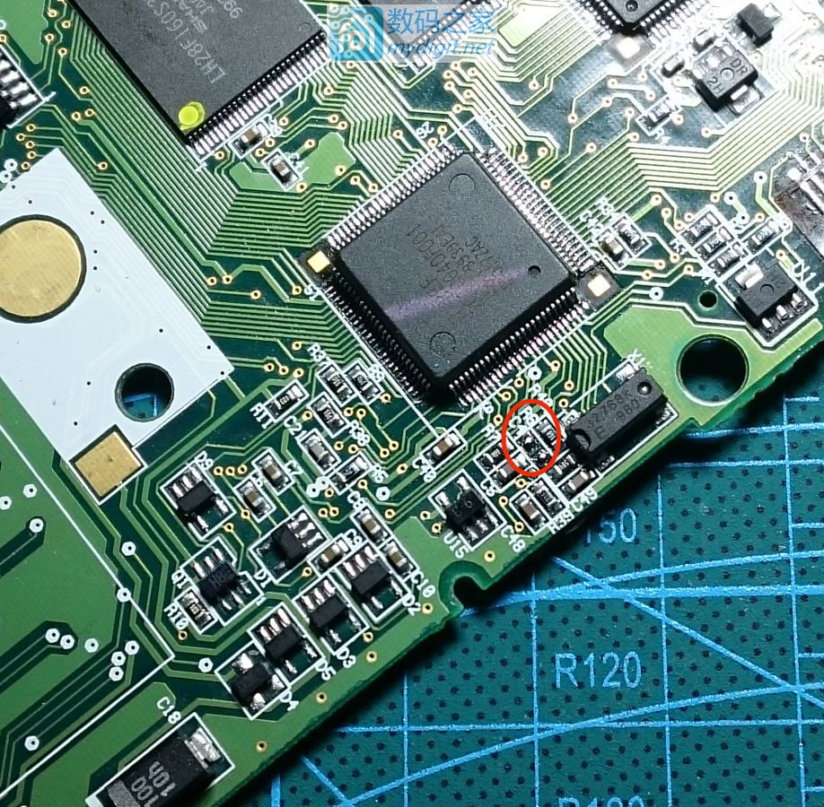 技术大牛太强了！德州仪器TI-89图形计算器拆机维修和CPU超频