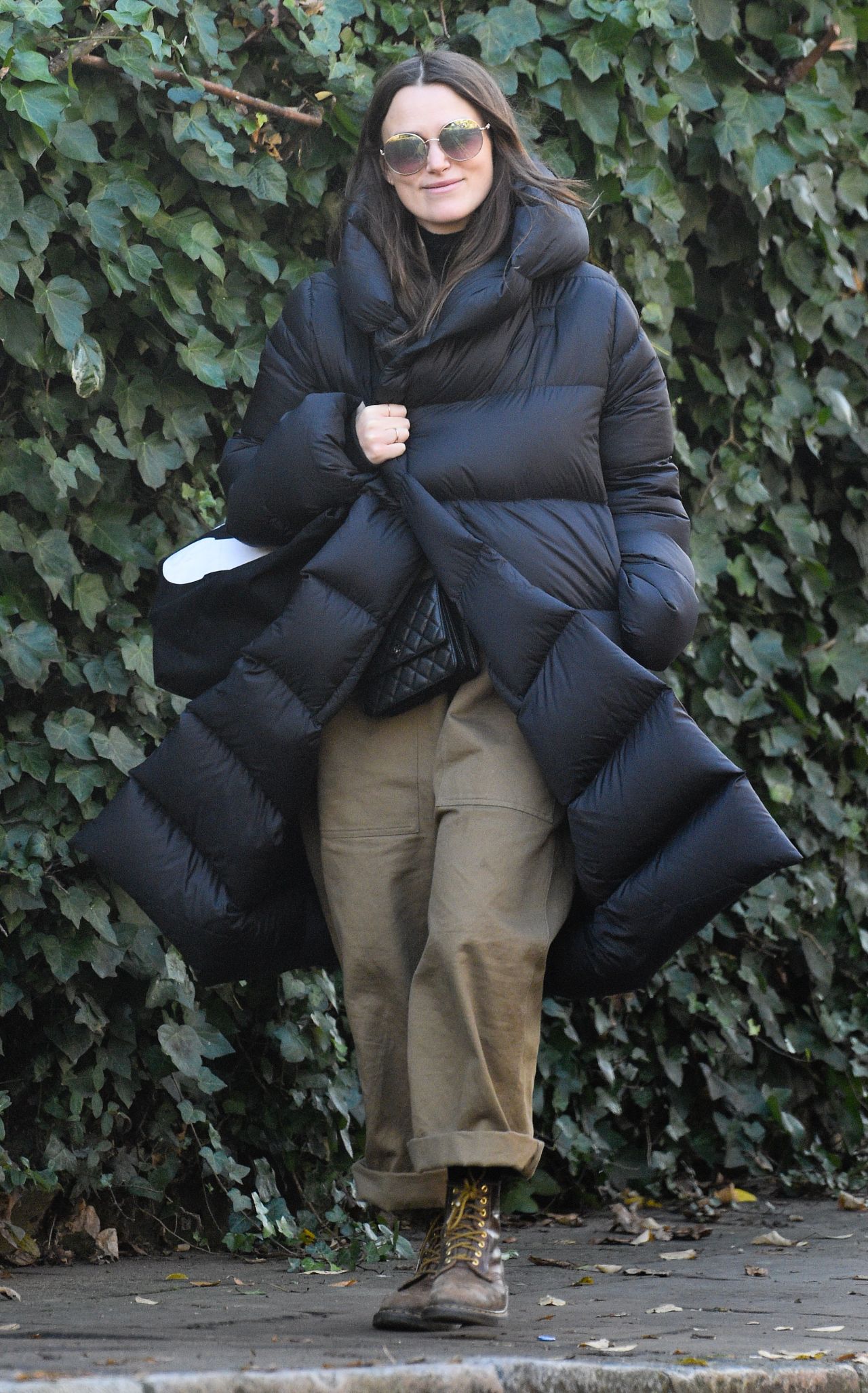 平胸的明星婚姻幸福吗,平胸女生能嫁入豪门吗