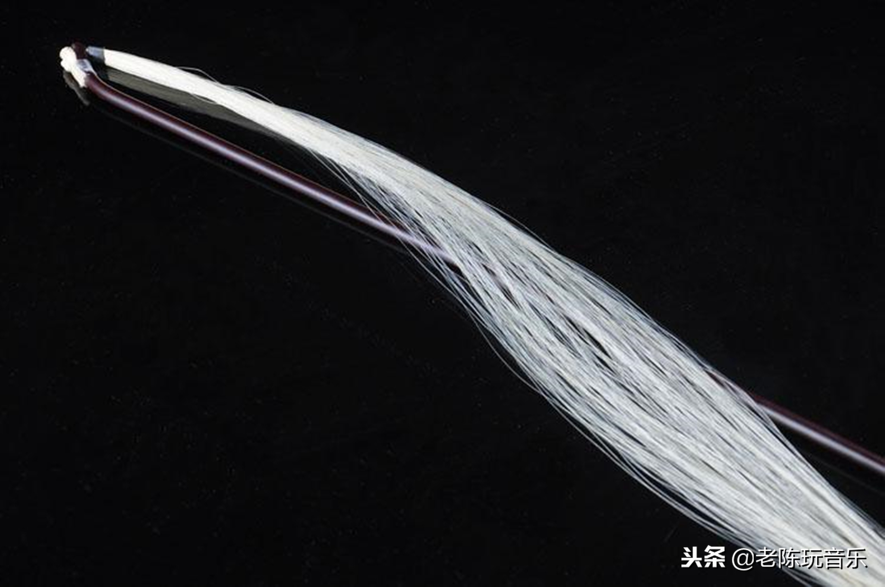 新的二胡弓为何拉不出声音来,新二胡拉不出声音怎么回事