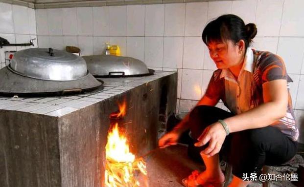 农村柴火灶砖砌最详细过程和尺寸,移动柴火灶的制作方法和尺寸