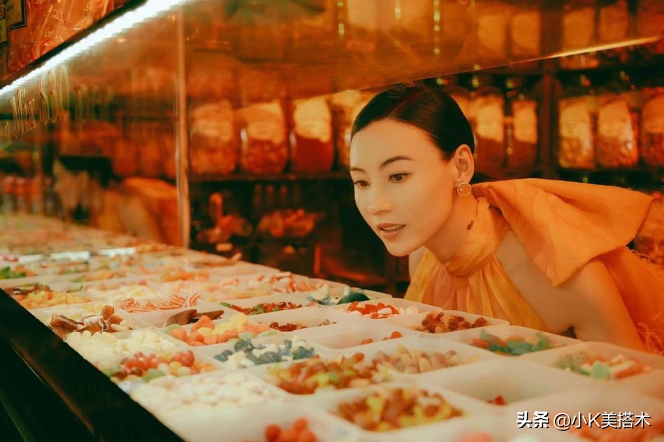 张柏芝古装照美照,张柏芝年轻时穿红色礼服图片