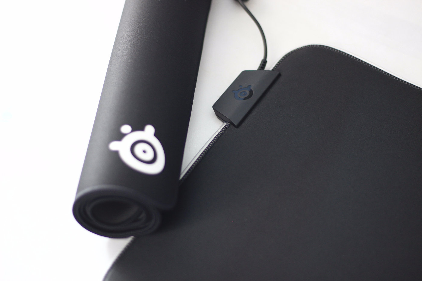 赛睿apexprorgb,赛睿qckprismrgb鼠标垫