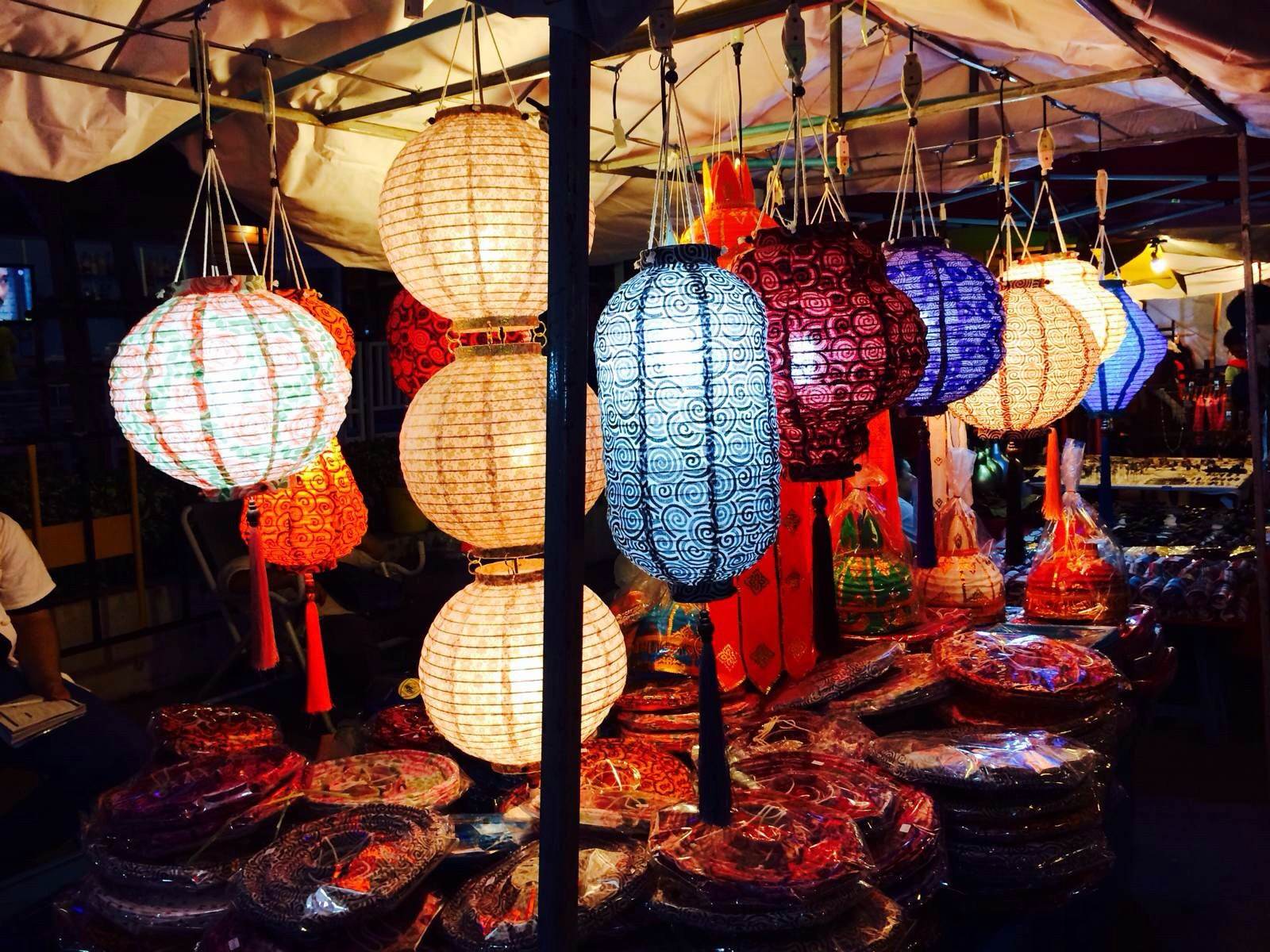 怎么从网上购买泰国品牌衣服,曼谷哪里购买泰国本地品牌服装