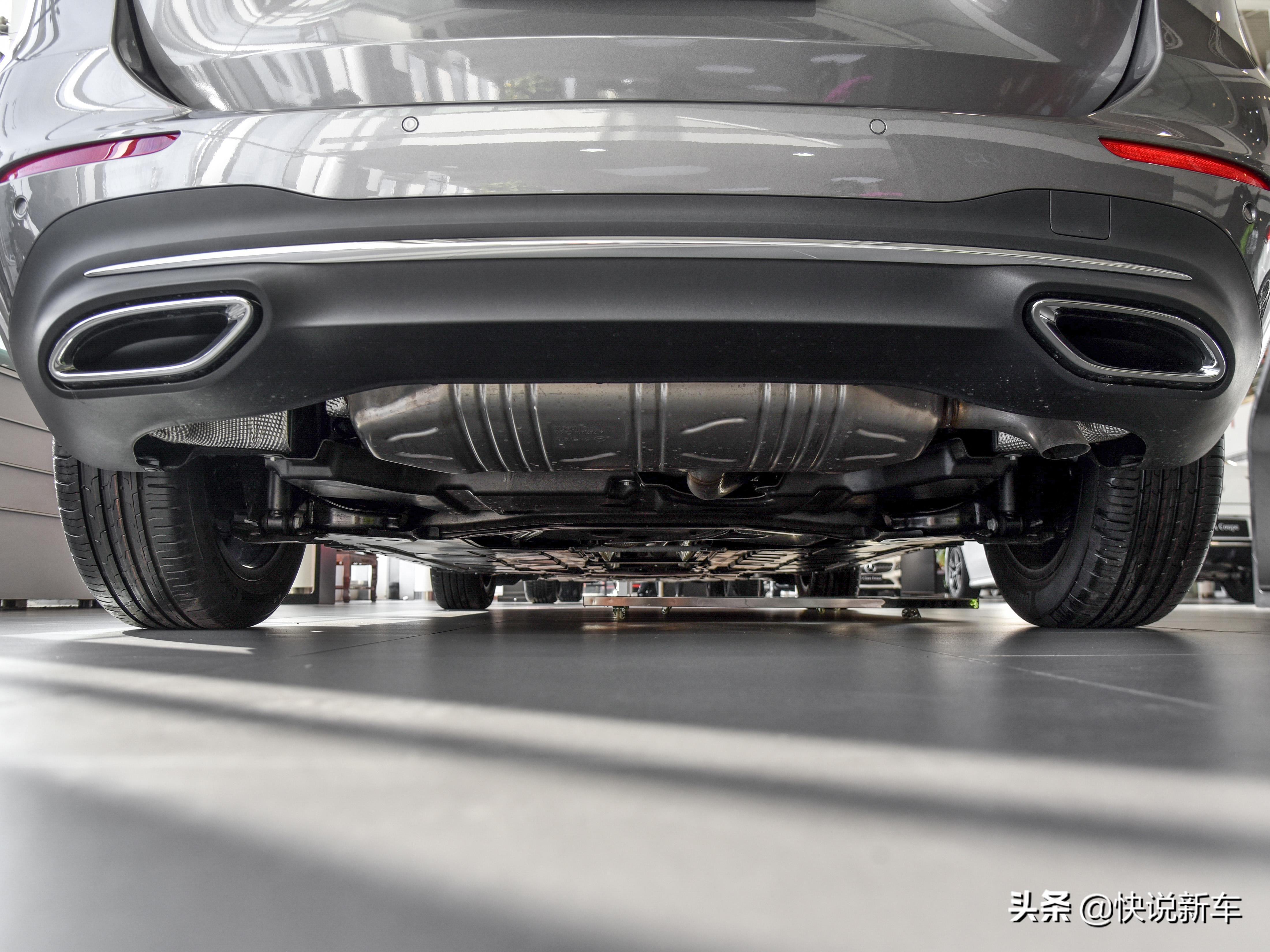 进口豪华顶级轿车,进口奔驰b级车多少钱入手合适