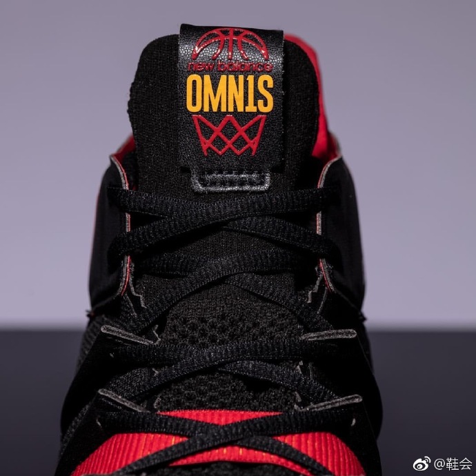 莱昂纳德新百伦训练服,伦纳德的新百伦球鞋