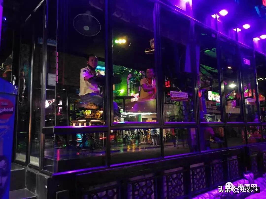 美人迟暮，花魁凋零：疫情之下，性都芭提雅的“贤者时间”