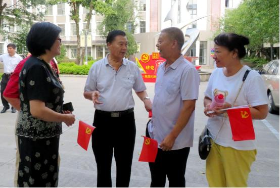 没有老师学生参加,在桂林五中,到底举办什么盛会?