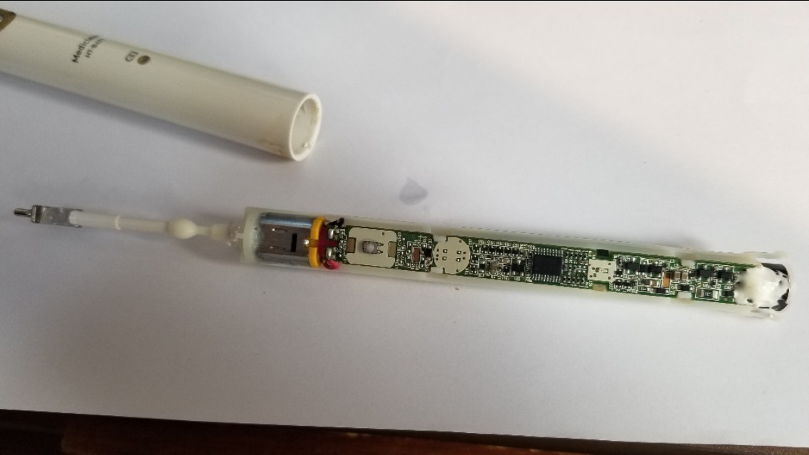 usmile电动牙刷拆解换电池,电动牙刷怎么拆开装电池