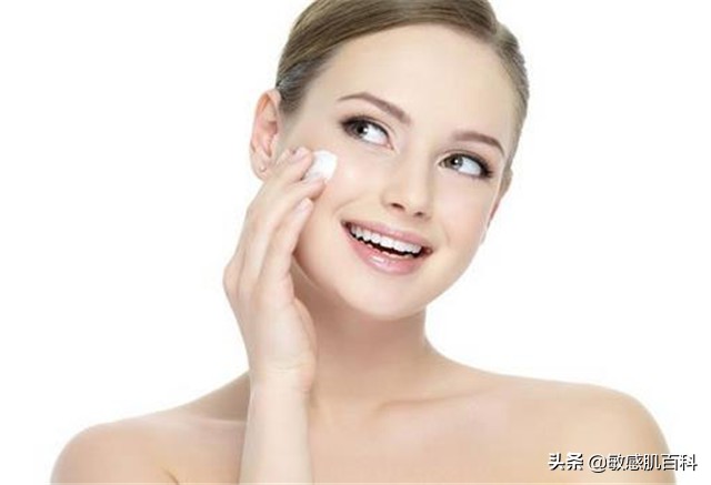 毛孔粗大出油敏感肌用什么洗面奶,香奈儿山茶花洗面奶适合敏感肌吗