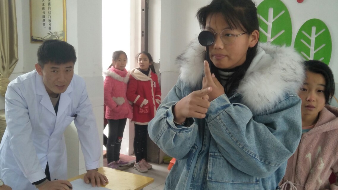 人民医院儿童近视,人民医院临泉体检学生