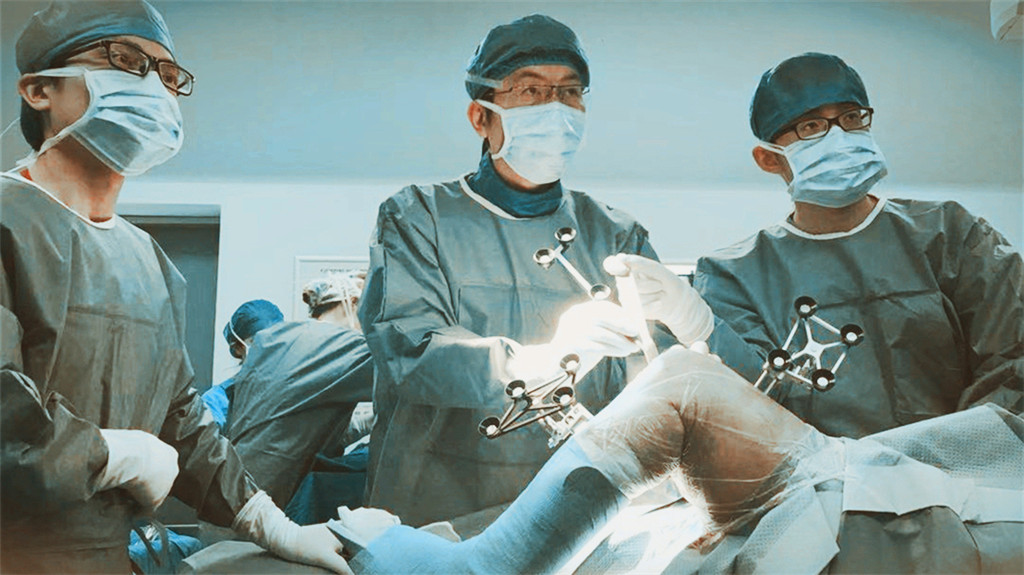 颈椎5-6节压迫神经手术恢复时间,颈椎4-7节增生压迫手麻怎么治疗