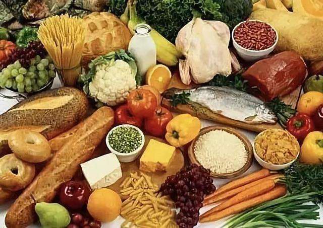 产后脱发严重新妈咪该如何应对,产后妈妈脱发的原因和治疗