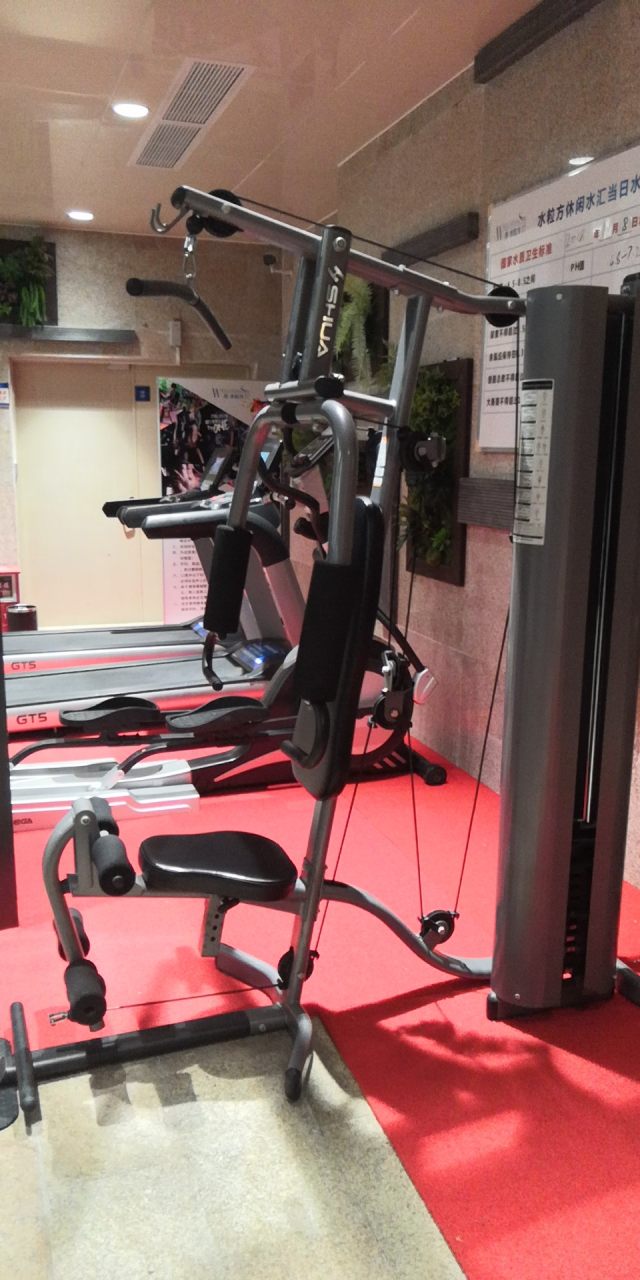 东莞西湖乐园恒温游泳馆,东莞水立方游玩