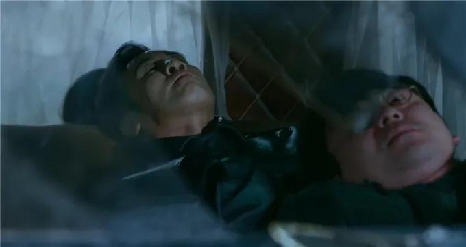 悬崖之上周乙怎么与小兰接头,悬崖之上大结局周乙与小兰对话