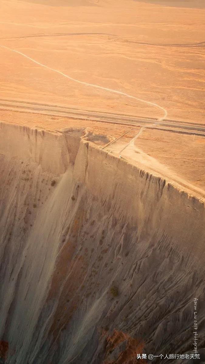 如果你不了解现实你就去看历史,如果你不了解历史就无法展望未来