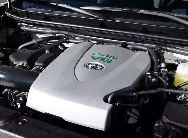 2020款丰田普拉多带备胎顶配版本,加装备胎多少钱