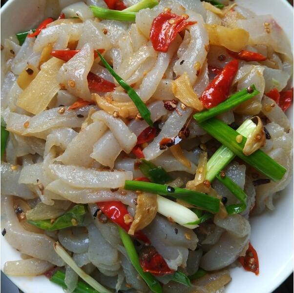 蚕豆木耳蘑菇炒肉片的家常做法,酸辣椒魔芋豆腐炒鱼块的做法大全