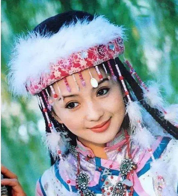 古装剧中好看的妆发服装,古装剧中令你印象深刻的妆发造型